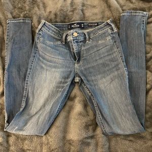 Hollister Low-Rise, Stretchy, Skinny Jeans